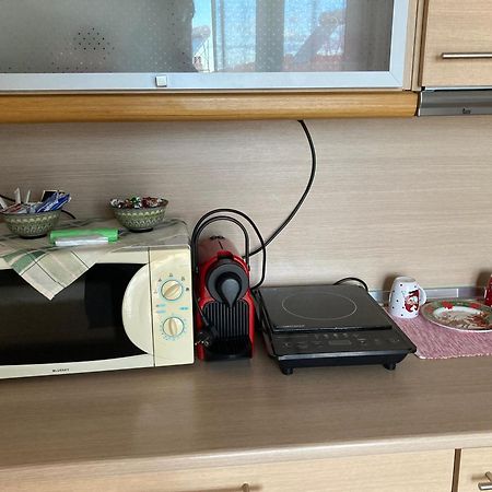 Small Apartment, Great View! 베리아 외부 사진