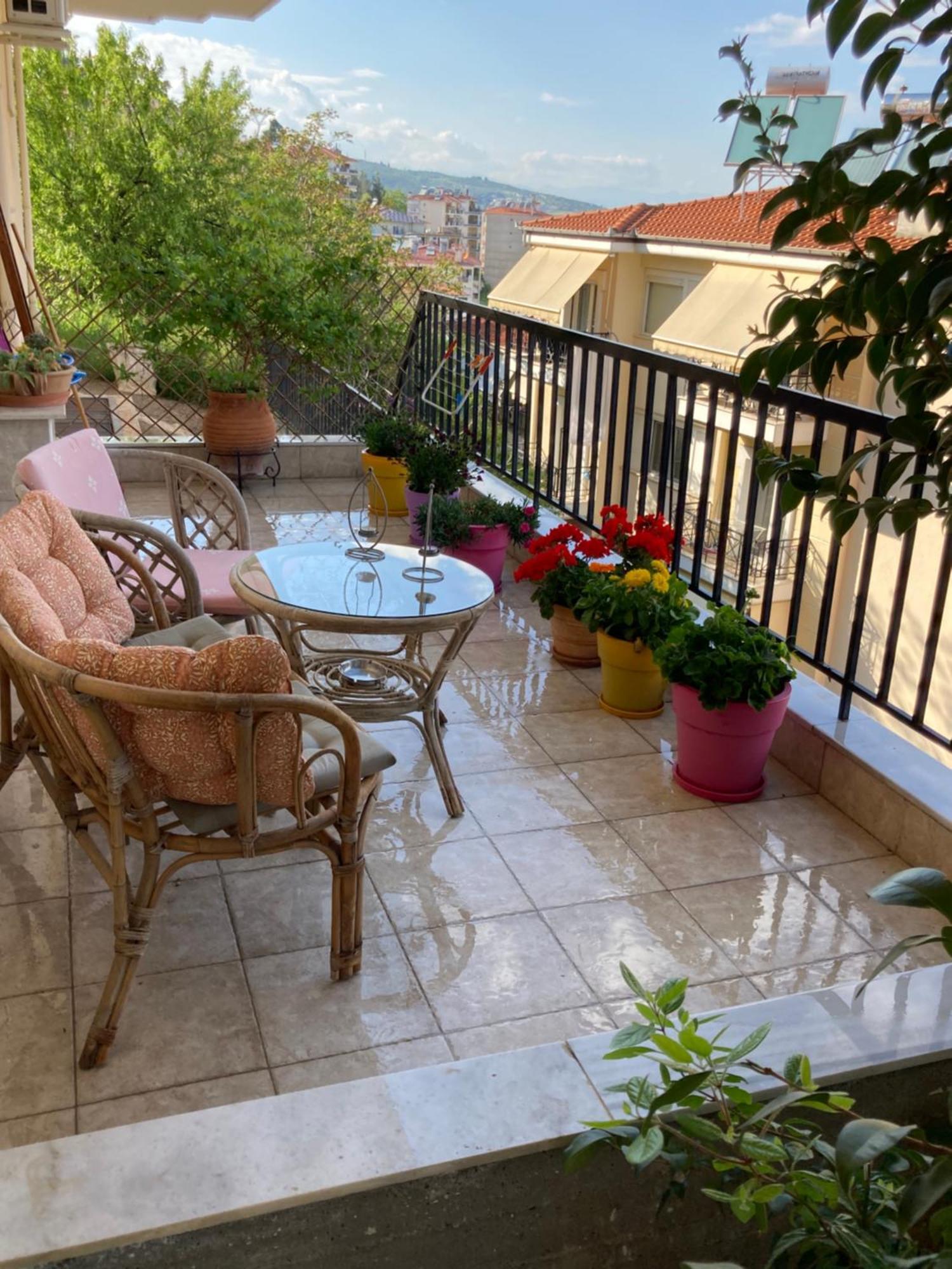 Small Apartment, Great View! 베리아 외부 사진