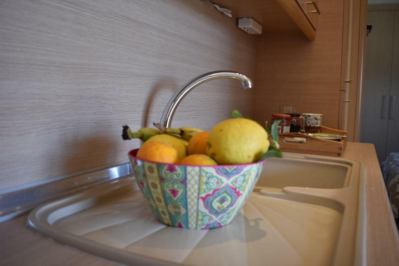 Small Apartment, Great View! 베리아 외부 사진